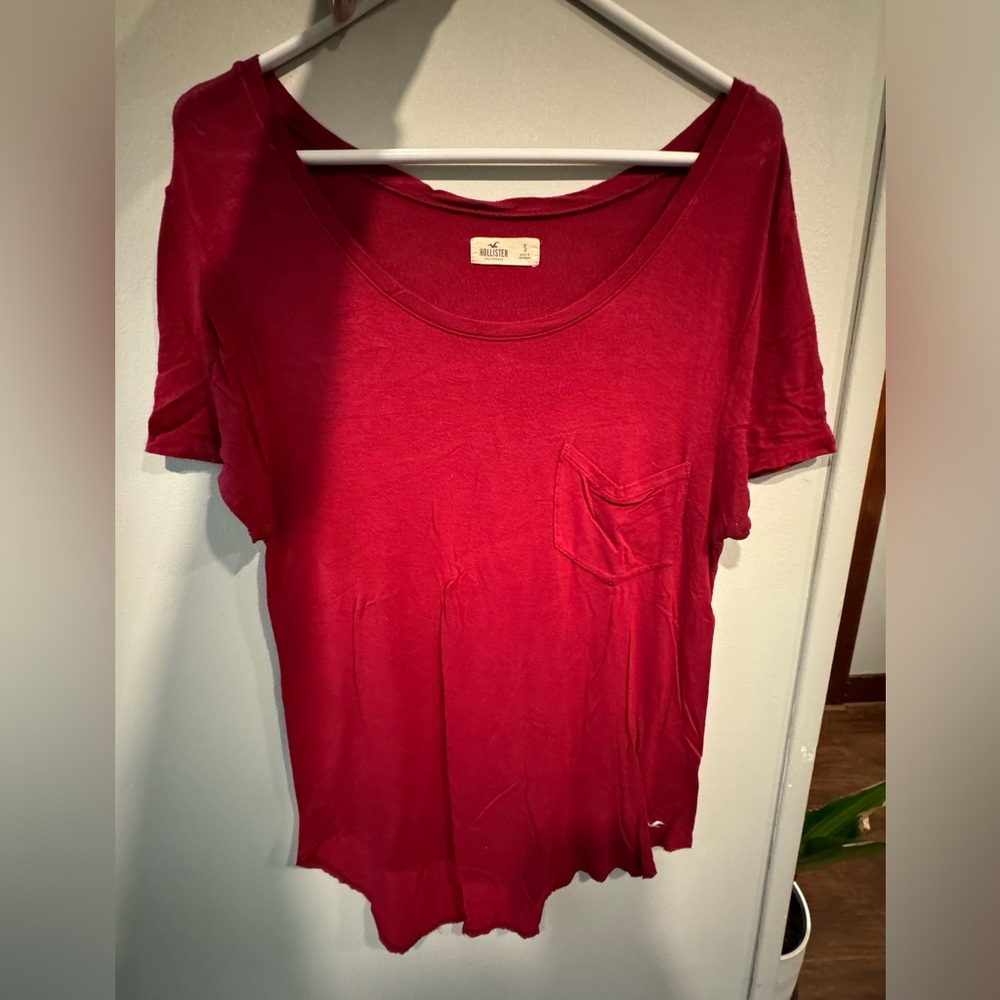 hollister tee